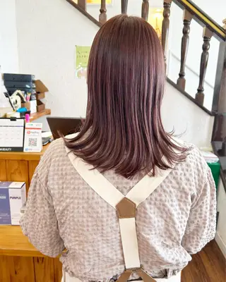 ロング カラー 江原 彩華のヘアスタイル