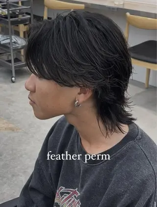 ショート カラー パーマ メンズ キッズ 🧸岩本晴佳/ フェザーパーマのヘアスタイル