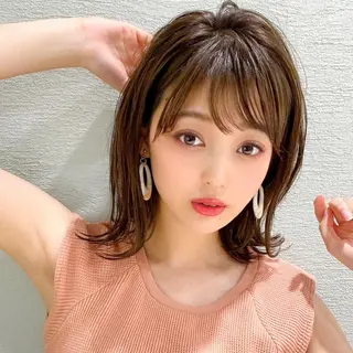 ミディアム カラー モテ髪×トレンド💕 小顔レイヤー 金井のヘアスタイル