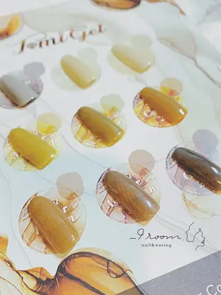 ネイル _9 room. Yoshimiのネイルデザイン