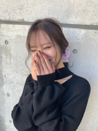 セミロング カラー ヘアアレンジ 梅山 美侑のヘアスタイル