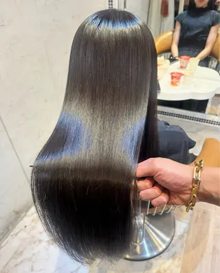 ロング みっちー/ブリーチ なしダブルカラーのヘアスタイル