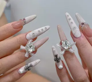 ネイル 💫 Tsuki_Nailのネイルデザイン