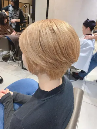 ショート カラー 🌿earth亀有店 【緑髪のノブ】🌿のヘアスタイル