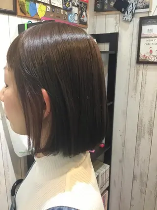 ミディアム カラー embrace エンブレイスのヘアスタイル