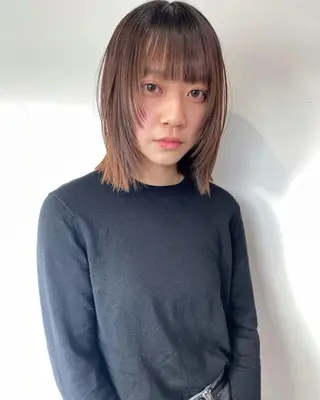 ミディアム silo所属・silo MOKA 顔周りカット🦦のヘアスタイル