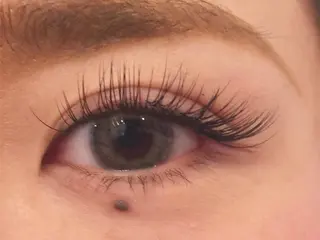 マツエク・マツパ garlandeyelash所属・新中 茉莉香の眉毛・アイブロウイメージ