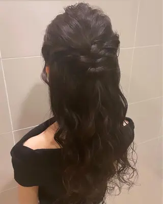 ロング ヘアアレンジ T Ayaのヘアスタイル