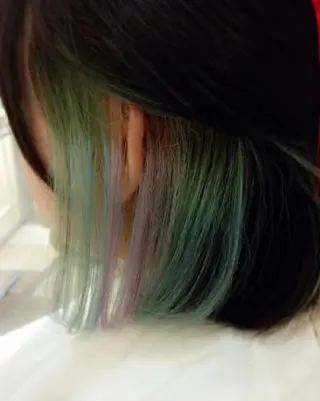 ミディアム カラー 須賀 一美のヘアスタイル