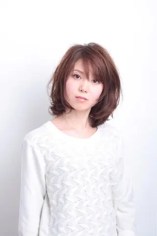 ミディアム カラー RESBORN所属・長岡 大偉のヘアスタイル