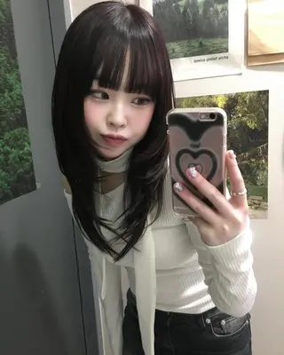 ロング カラー 韓国風🤍グレ ージュ🤍たくみのヘアスタイル