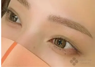 メンズ アイブロウ すみれGlow-up Beautyのマツエク・マツパデザイン