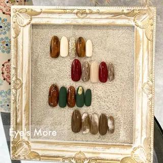 ネイル Eye's More Ochiaiのネイルデザイン