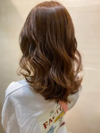セミロング カラー ETOWA（エトワ） nozomiのヘアスタイル