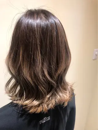ミディアム カラー HAIR＆MAKE EARTH元住吉所属・髪質改善 特化掛川大輝のヘアスタイル
