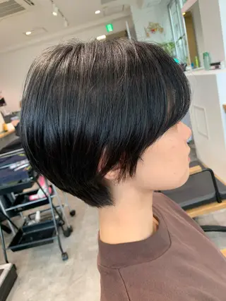 ショート ヨシミ カズヤのヘアスタイル