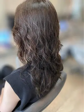 ロング 寺田 ゆりのヘアスタイル