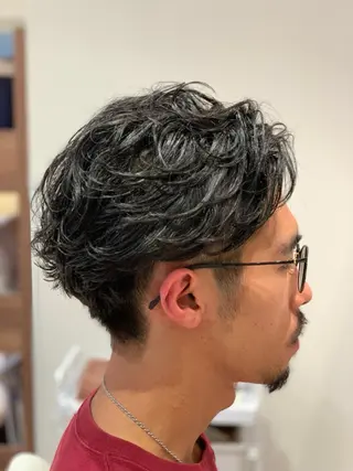 ショート パーマ メンズ 平本 雄馬のヘアスタイル