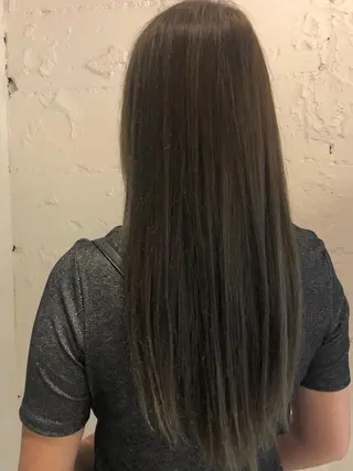 ロング 推しカラー🌙 RIHOのヘアスタイル