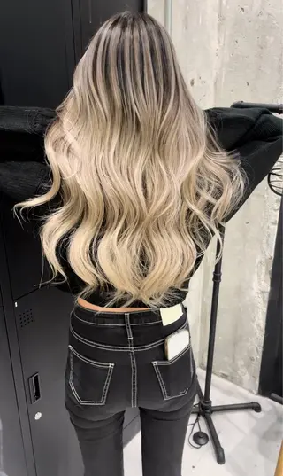 ロング カラー 🌺KANA🇺🇸 海外トレンドヘアのヘアスタイル