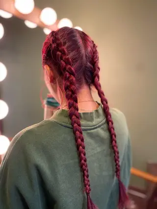 ロング カラー ヘアアレンジ PATH-hair. storeのヘアスタイル