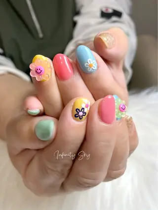 ネイル infinity skyのネイルデザイン