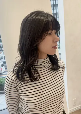 ロング ELLE salon サエのヘアスタイル