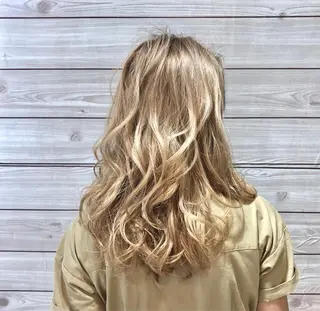 ロング ヘアアレンジ ✨韓国風カット/艶髪 カラー✨yumeのヘアスタイル