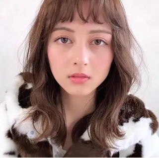 ミディアム カラー パーマ JYUNESU表参道所属・韓国ヘア🇰🇷🎀 透明感カラーのヘアスタイル