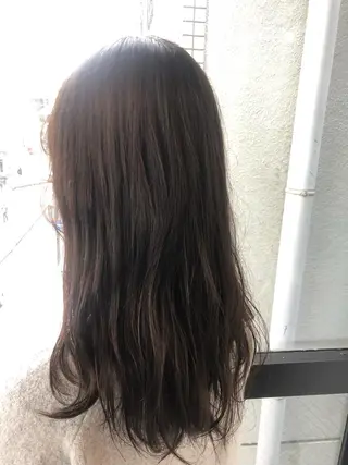 ミディアム カラー 髪質改善&ブリーチ 伊勢 祐一郎のヘアスタイル