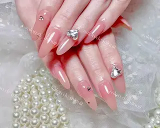 ネイル Salon de Minuit🦩のネイルデザイン