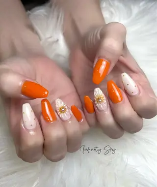 ネイル infinity skyのネイルデザイン