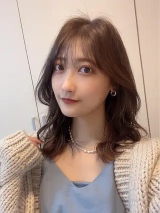 ミディアム エクステ（レミー毛） NINEのヘアスタイル