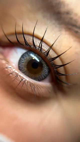 マツエク・マツパ komatsu eyelash恵比寿のマツエク・マツパデザイン