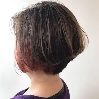 カラー ショート 濱川 佳奈のヘアスタイル