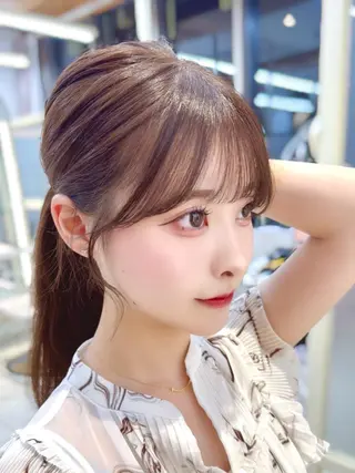 セミロング レイヤーカット/ 顔まわり/アオイのヘアスタイル