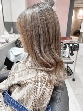 セミロング カラー LA KING GINZA TOKYO所属・🧡ショートの達人 🧡SHOのヘアスタイル