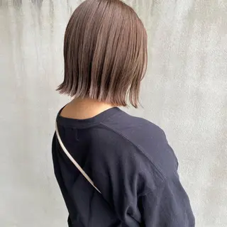 ミディアム en⁺　trust所属・山口 麗音のヘアスタイル