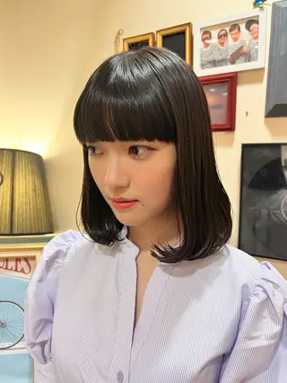 ミディアム hair&space velon所属・推しカラー🫧 サーシャのヘアスタイル