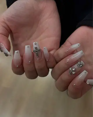 ネイル ToliyDeliy akemiのネイルデザイン