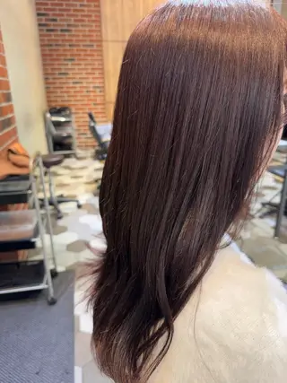 セミロング カラー 近藤 愛理のヘアスタイル