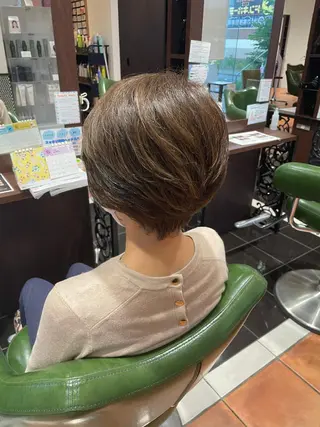 カラー 鈴木 理香のヘアスタイル