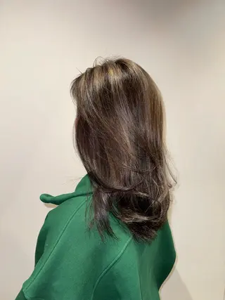 カラー 未 来カットモデル無料のヘアスタイル