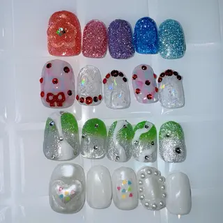 ネイル RIEKO🍒 ワンホン♡推しネイルのネイルデザイン