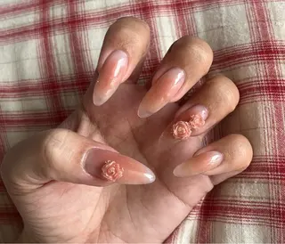 ネイル 小栗 明香のネイルデザイン