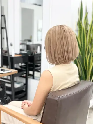 ショート ハイライト&曲がる 縮毛矯正特化 玉置のヘアスタイル