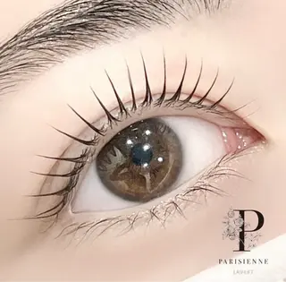 マツエク・マツパ Carry eyes 宇都宮店所属・Carryeyes 宇都宮店 黒子 桜のマツエク・マツパデザイン