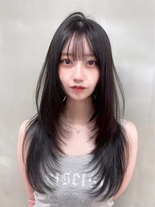 ロング カラー イウラ ショウヤのヘアスタイル