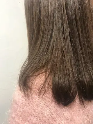 セミロング 【Uneユヌ】菊地 春那のヘアスタイル