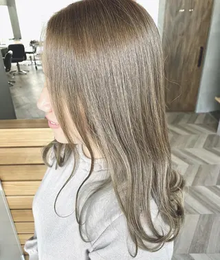 ロング カラー ANGELICA 難波店のヘアスタイル
